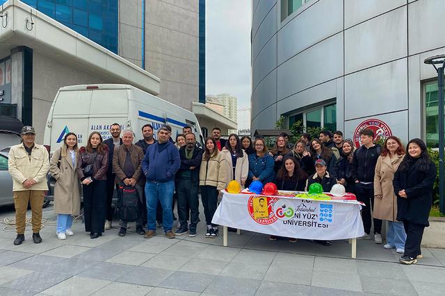 https://cmsapi.yeniyuzyil.edu.tr/news-media/big/04a79b10-fd0b-4c2a-8f5f-9129281dfaaa4.jpg