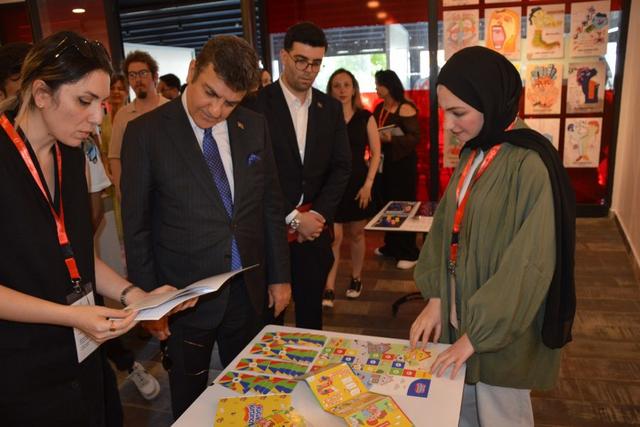 https://cmsapi.yeniyuzyil.edu.tr/news-media/big/06486c51-c835-4301-bc1c-1220ab86862a8.JPG