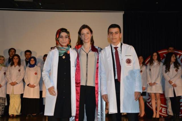 https://cmsapi.yeniyuzyil.edu.tr/news-media/big/0ffd0edb-abbd-4710-998f-1c50daab941917.JPG