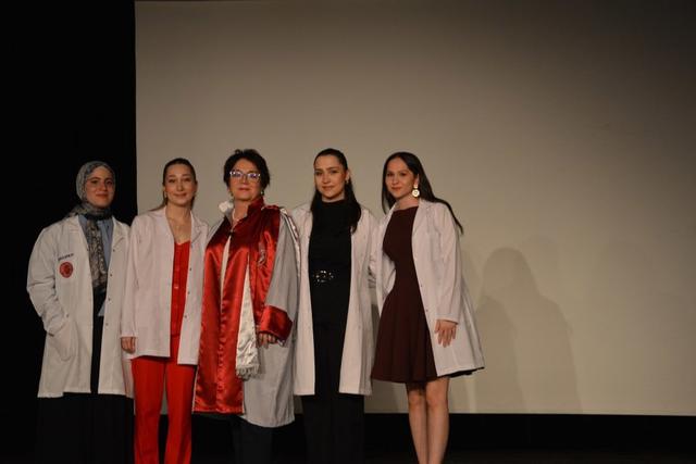 https://cmsapi.yeniyuzyil.edu.tr/news-media/big/2b304cf0-011a-4ecf-b672-cc264e7267138.JPG