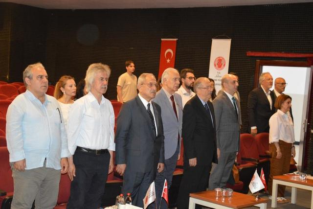 https://cmsapi.yeniyuzyil.edu.tr/news-media/big/5a52d308-916b-467e-9c06-d9b87fbda2312.JPG