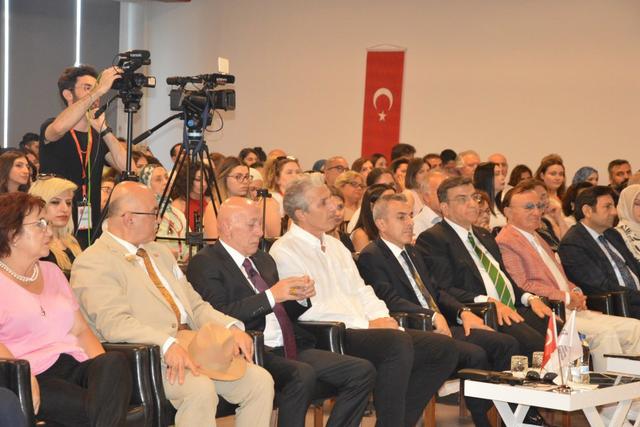 https://cmsapi.yeniyuzyil.edu.tr/news-media/big/65260a4d-1942-4222-a650-29c1c86af8fb23.JPG