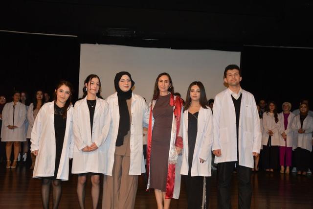 https://cmsapi.yeniyuzyil.edu.tr/news-media/big/7ffc9069-f0c7-4322-8d10-b2654dd274bb35.JPG
