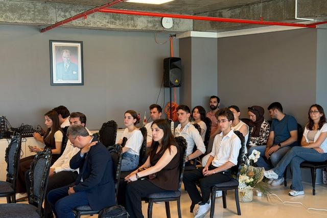 https://cmsapi.yeniyuzyil.edu.tr/news-media/big/8063f476-0b31-4526-82c2-0134c538e99a4.jpeg