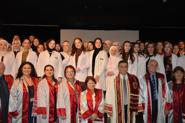 https://cmsapi.yeniyuzyil.edu.tr/news-media/big/a10c5edf-c34f-45e7-8729-7e9fc0296dd166.JPG