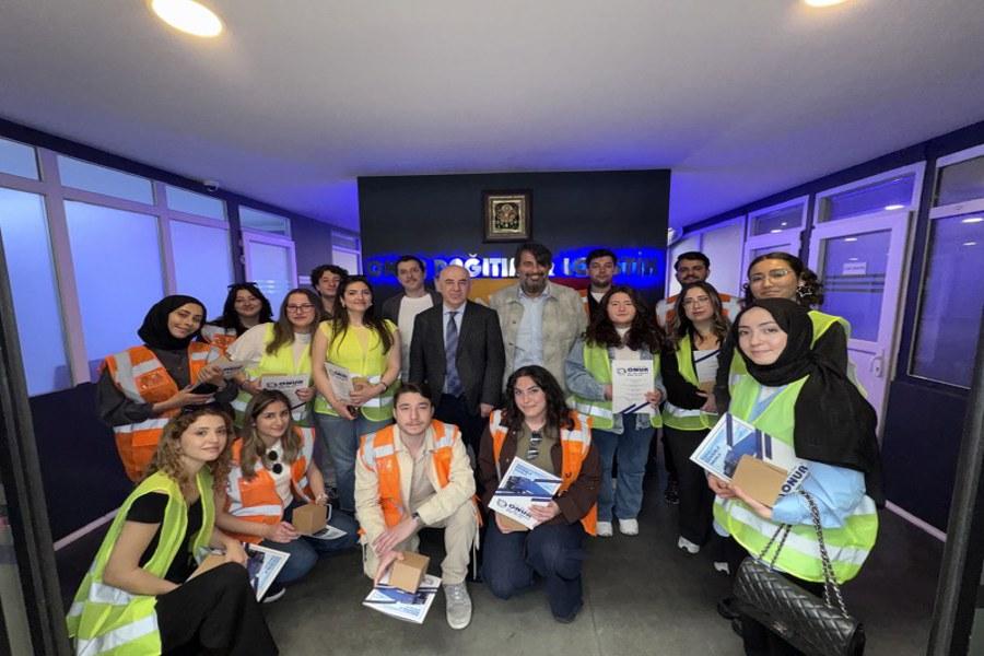 https://cmsapi.yeniyuzyil.edu.tr/news-media/big/c036497e-a654-4cb2-adc0-6bb47a601c4fIMG1821.JPG
