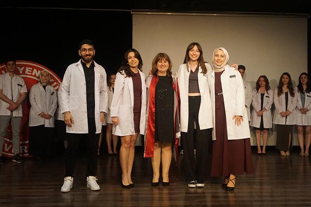 https://cmsapi.yeniyuzyil.edu.tr/news-media/big/d0285abc-b57c-48e7-ace6-2f3c8e7ff0f8DSC04678.JPG