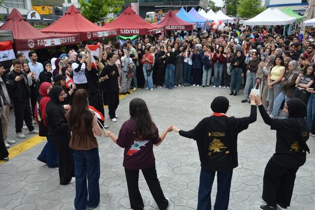 https://cmsapi.yeniyuzyil.edu.tr/news-media/big/d9095b6b-a3aa-474d-b5d2-fc1b709cb39142.JPG