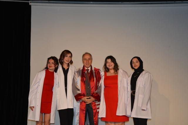 https://cmsapi.yeniyuzyil.edu.tr/news-media/big/e0ba7e78-dbf6-44d1-8c38-403ef6790b1f17.JPG