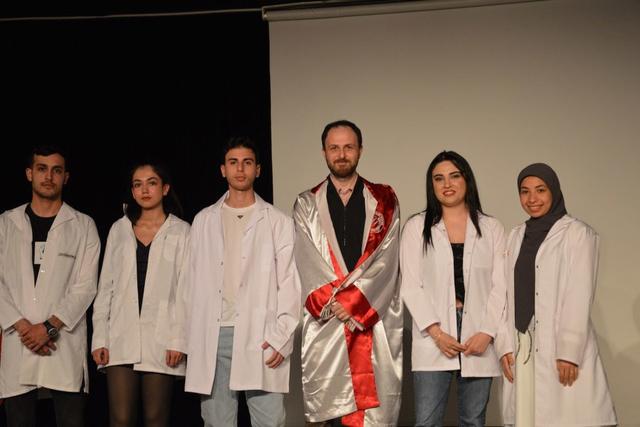 https://cmsapi.yeniyuzyil.edu.tr/news-media/big/ee6b727c-b39a-4c4c-aaaa-160fe90a685625.JPG