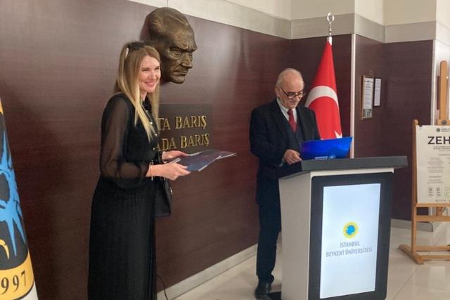 https://cmsapi.yeniyuzyil.edu.tr/news-media/big/fabb84c9-60b7-4b41-a295-7907705e74333-2.jpg