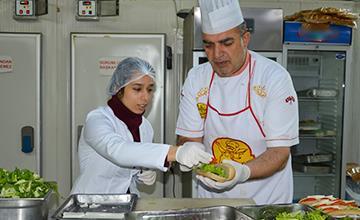 https://content.yeniyuzyil.edu.tr//upload/haber/2018/2562//banner/af345443360.jpg