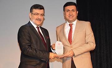 https://content.yeniyuzyil.edu.tr//upload/haber/2019/2955//banner/77843d7c360.jpg