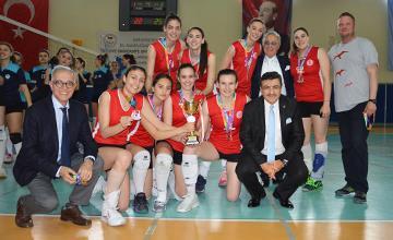 https://content.yeniyuzyil.edu.tr//upload/haber/2019/3049//banner/aff29b9f360.jpg