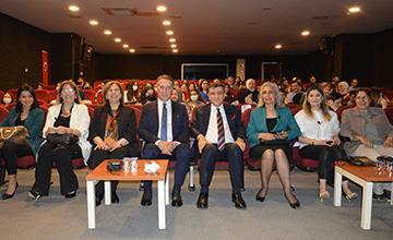 https://content.yeniyuzyil.edu.tr//upload/haber/2022/5219//banner/83a19660360.jpg