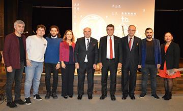 https://content.yeniyuzyil.edu.tr//upload/haber/2022/5671//banner/dc1c3f75360.jpg
