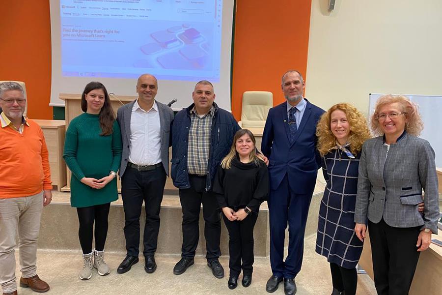 https://content.yeniyuzyil.edu.tr//upload/haber/2022/5712//banner/d45e22d0360.jpg