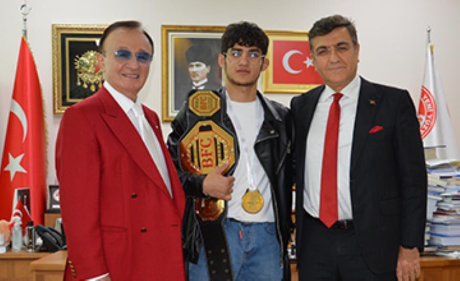 https://content.yeniyuzyil.edu.tr//upload/haber/2023/6299//banner/c9e3dde2360.jpg