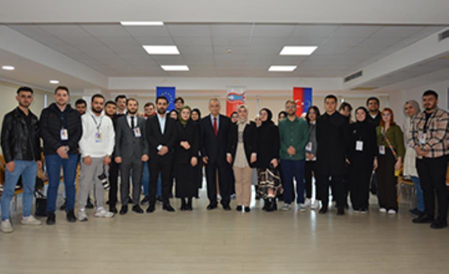 https://content.yeniyuzyil.edu.tr//upload/haber/2024/6486//banner/09b2b701360.jpg