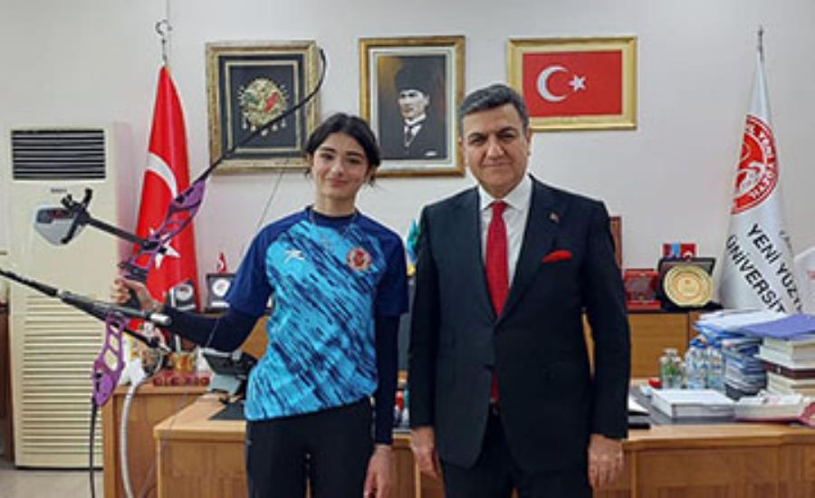 https://content.yeniyuzyil.edu.tr//upload/haber/2025/7316//banner/ff2c2518360.jpg