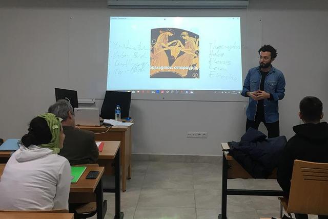 https://content.yeniyuzyil.edu.tr/upload/galeri/2018/2654/big/2.jpg