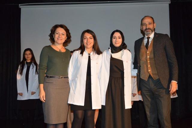 https://content.yeniyuzyil.edu.tr/upload/galeri/2018/2668/big/18.JPG