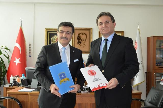 https://content.yeniyuzyil.edu.tr/upload/galeri/2019/2860/big/2.JPG