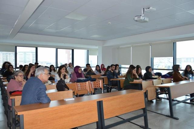 https://content.yeniyuzyil.edu.tr/upload/galeri/2019/2960/big/3.JPG