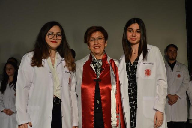 https://content.yeniyuzyil.edu.tr/upload/galeri/2019/3013/big/38.JPG
