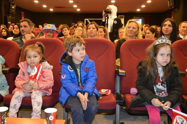https://content.yeniyuzyil.edu.tr/upload/galeri/2019/3014/big/8.JPG
