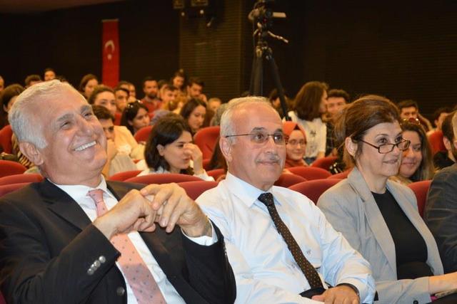 https://content.yeniyuzyil.edu.tr/upload/galeri/2019/3043/big/6.JPG