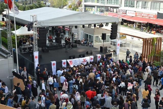 https://content.yeniyuzyil.edu.tr/upload/galeri/2019/3046/big/20.JPG