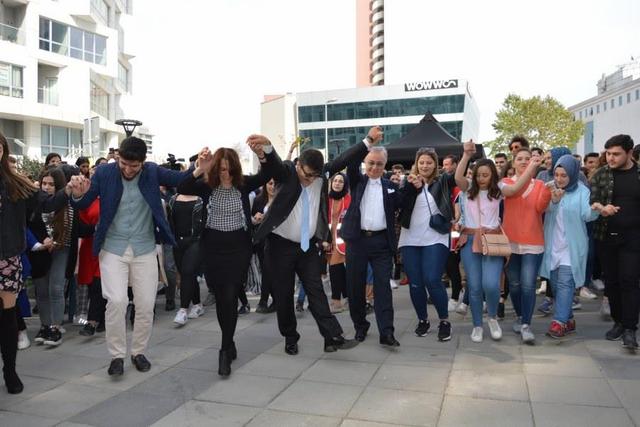 https://content.yeniyuzyil.edu.tr/upload/galeri/2019/3046/big/23.JPG