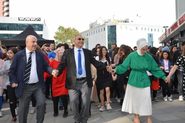 https://content.yeniyuzyil.edu.tr/upload/galeri/2019/3046/big/24.JPG