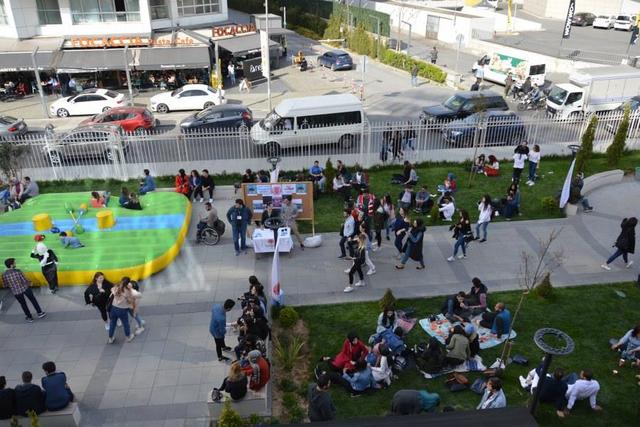 https://content.yeniyuzyil.edu.tr/upload/galeri/2019/3046/big/44.JPG