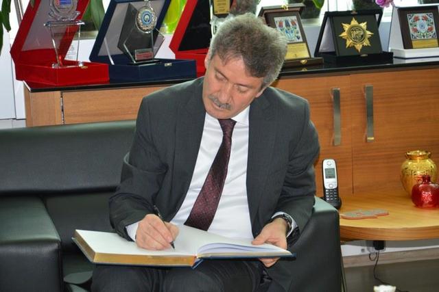 https://content.yeniyuzyil.edu.tr/upload/galeri/2019/3047/big/3.JPG