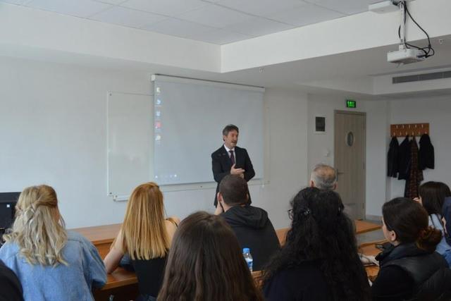 https://content.yeniyuzyil.edu.tr/upload/galeri/2019/3047/big/9.JPG