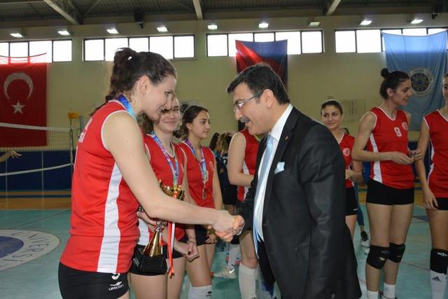 https://content.yeniyuzyil.edu.tr/upload/galeri/2019/3049/big/19.JPG