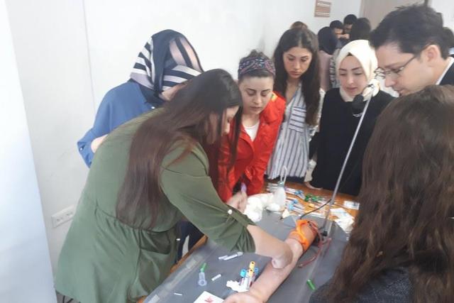 https://content.yeniyuzyil.edu.tr/upload/galeri/2019/3066/big/19.jpg