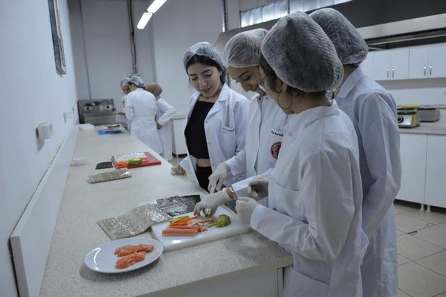 https://content.yeniyuzyil.edu.tr/upload/galeri/2019/3074/big/8.JPG