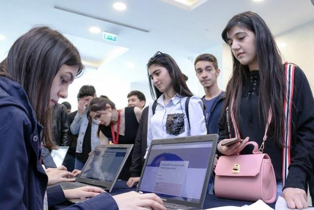 https://content.yeniyuzyil.edu.tr/upload/galeri/2019/3094/big/2.jpg