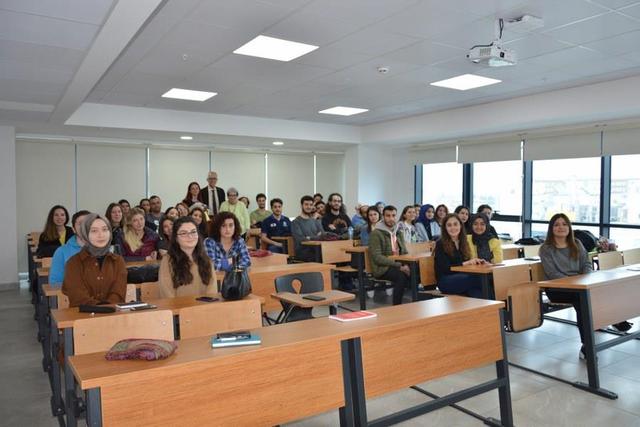 https://content.yeniyuzyil.edu.tr/upload/galeri/2019/3104/big/2.JPG