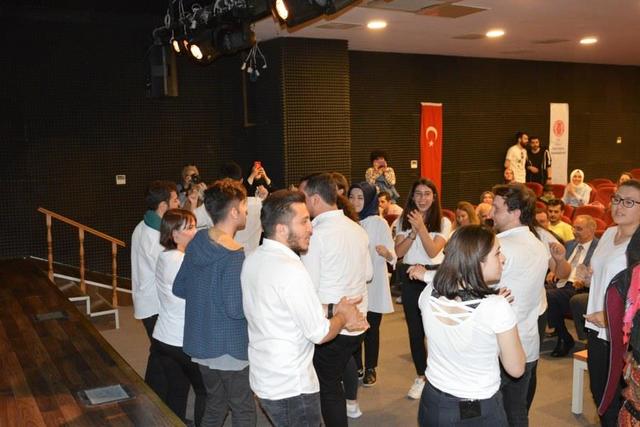 https://content.yeniyuzyil.edu.tr/upload/galeri/2019/3105/big/28.JPG