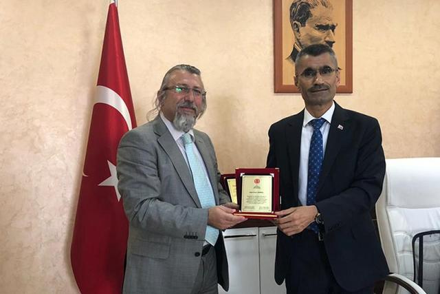https://content.yeniyuzyil.edu.tr/upload/galeri/2019/3218/big/10.jpg