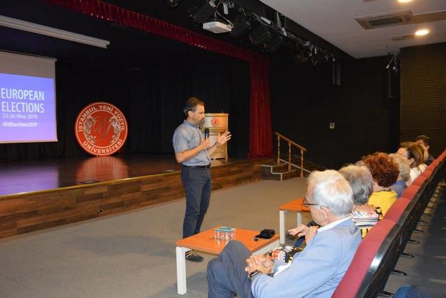 https://content.yeniyuzyil.edu.tr/upload/galeri/2019/3242/big/9.JPG