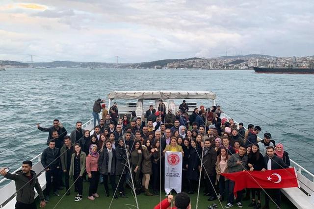 https://content.yeniyuzyil.edu.tr/upload/galeri/2019/3433/big/15.jpeg