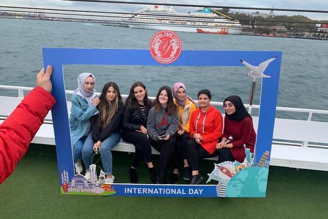 https://content.yeniyuzyil.edu.tr/upload/galeri/2019/3433/big/17.jpeg