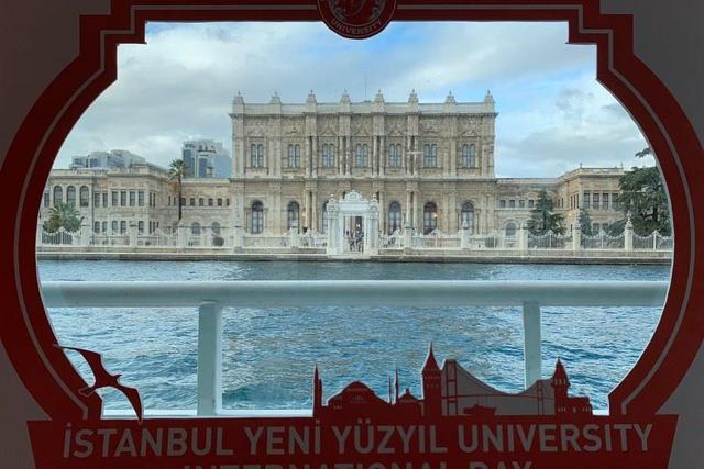 https://content.yeniyuzyil.edu.tr/upload/galeri/2019/3433/big/21.jpeg
