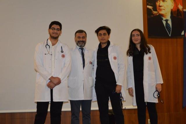 https://content.yeniyuzyil.edu.tr/upload/galeri/2019/3459/big/42.JPG