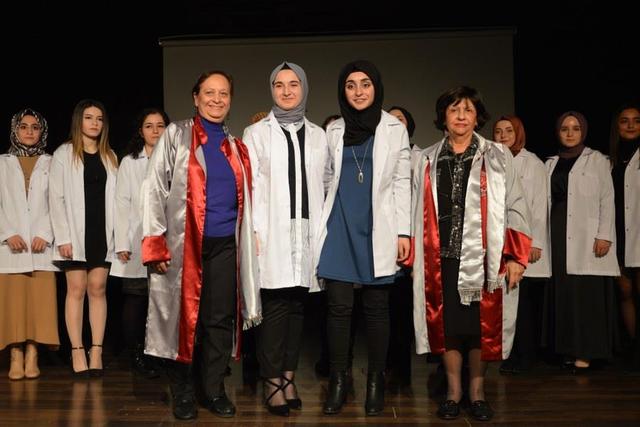 https://content.yeniyuzyil.edu.tr/upload/galeri/2019/3520/big/24.JPG